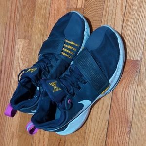 Nike PG 1 Obsidian/White-University Gold Size 11